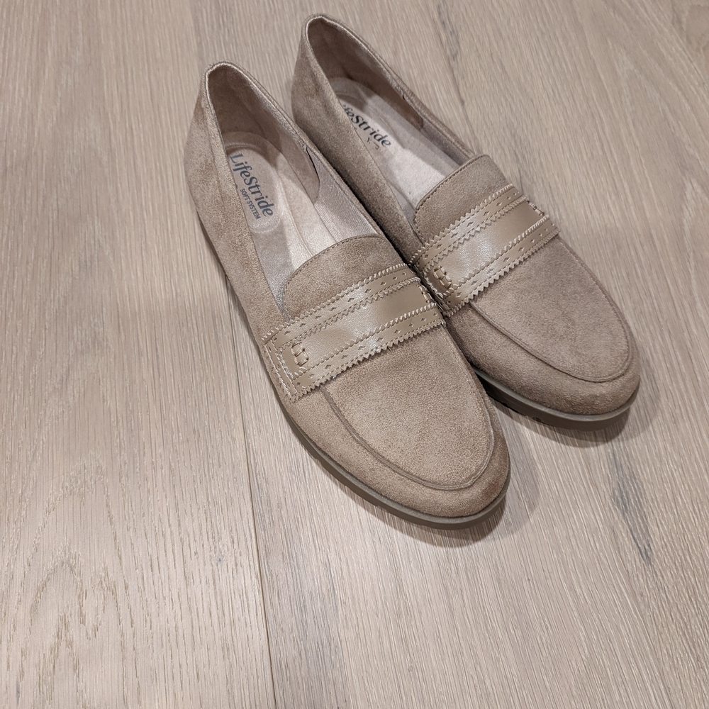Life Stride Women's Tan Loafers - Picture 10 of 10